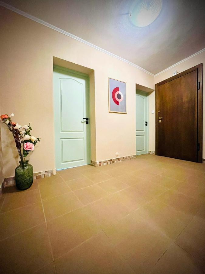The Green Guest House Of Veliko Tarnovo-Amazing View, Top Location Esterno foto