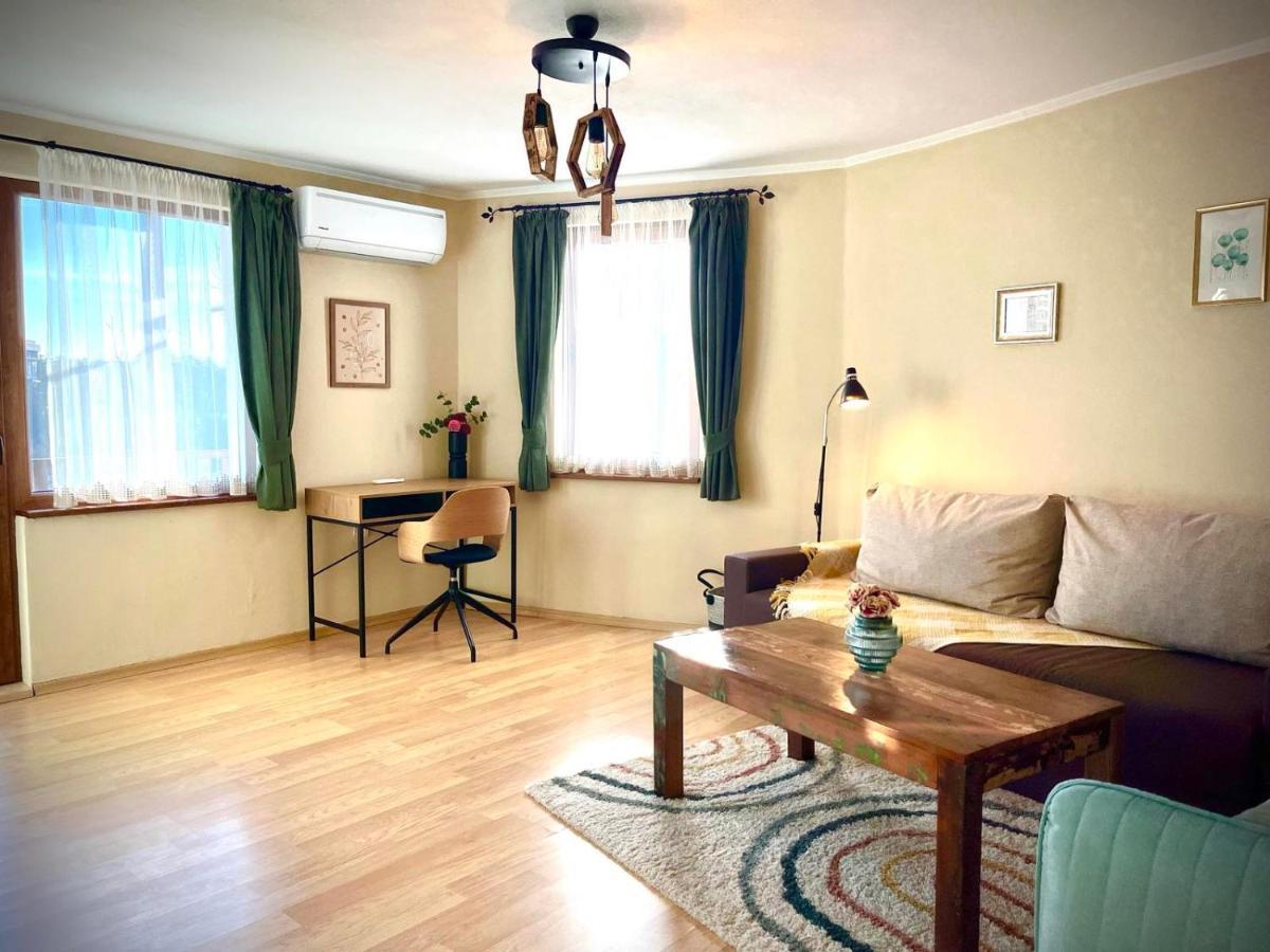 The Green Guest House Of Veliko Tarnovo-Amazing View, Top Location Esterno foto