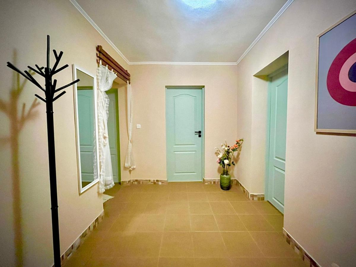 The Green Guest House Of Veliko Tarnovo-Amazing View, Top Location Esterno foto