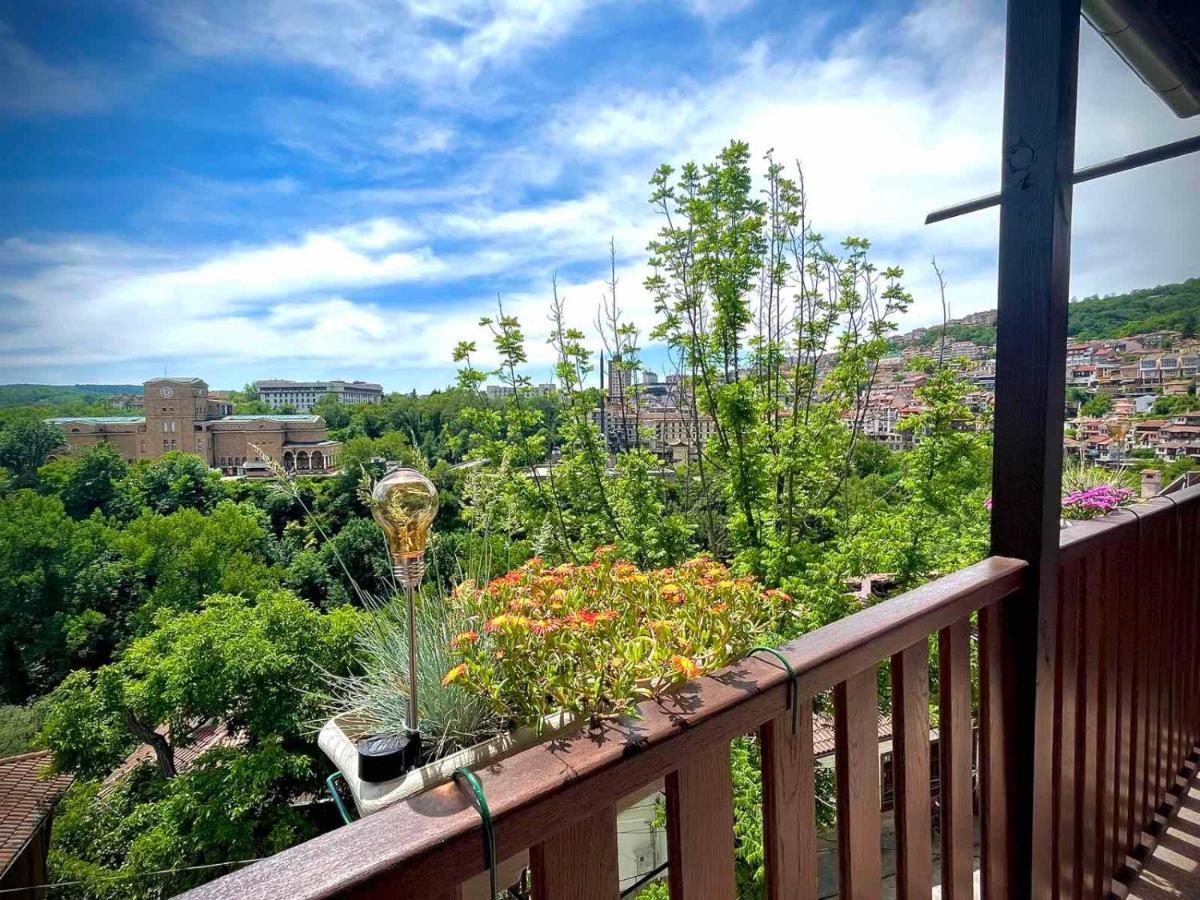 The Green Guest House Of Veliko Tarnovo-Amazing View, Top Location Esterno foto