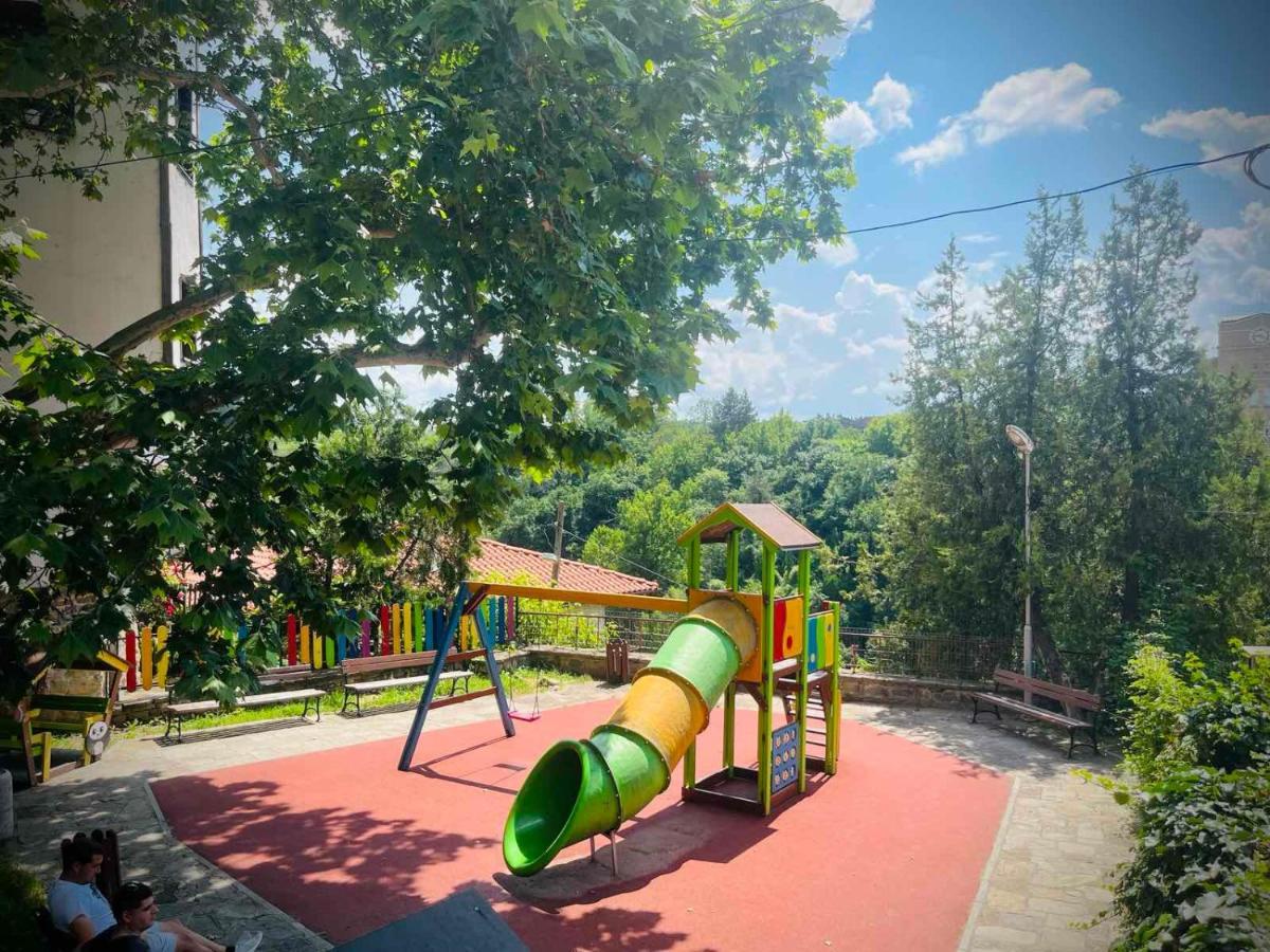 The Green Guest House Of Veliko Tarnovo-Amazing View, Top Location Esterno foto