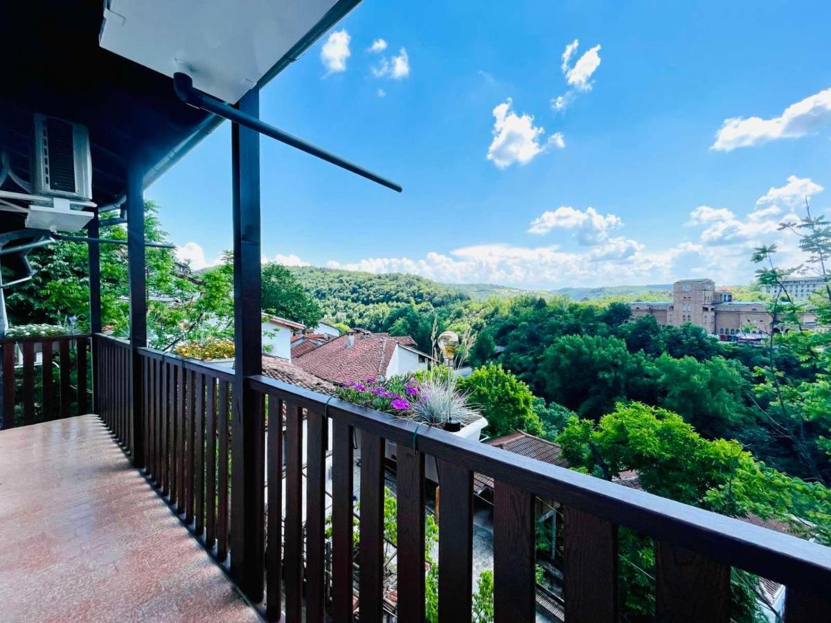 The Green Guest House Of Veliko Tarnovo-Amazing View, Top Location Esterno foto